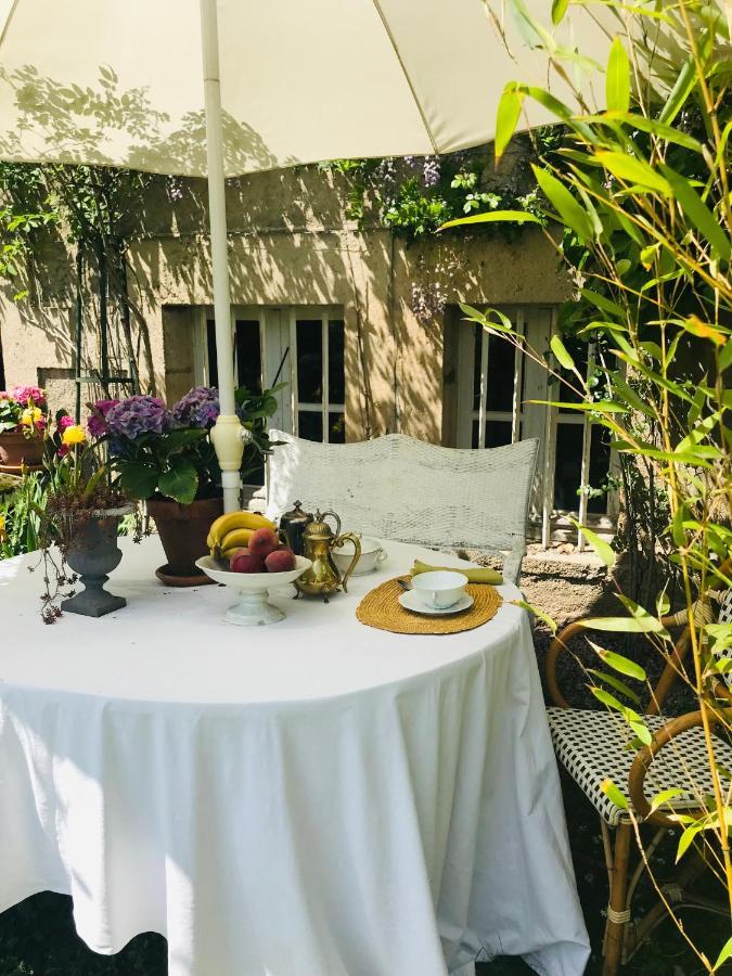 La Maison Des Roses Moulins  Zewnętrze zdjęcie
